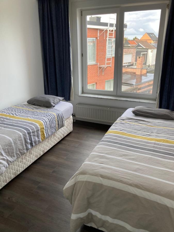 Lichtrijk Mooi Appartement Met Zicht Op Hof Van Roosendael Antwerp Exterior photo